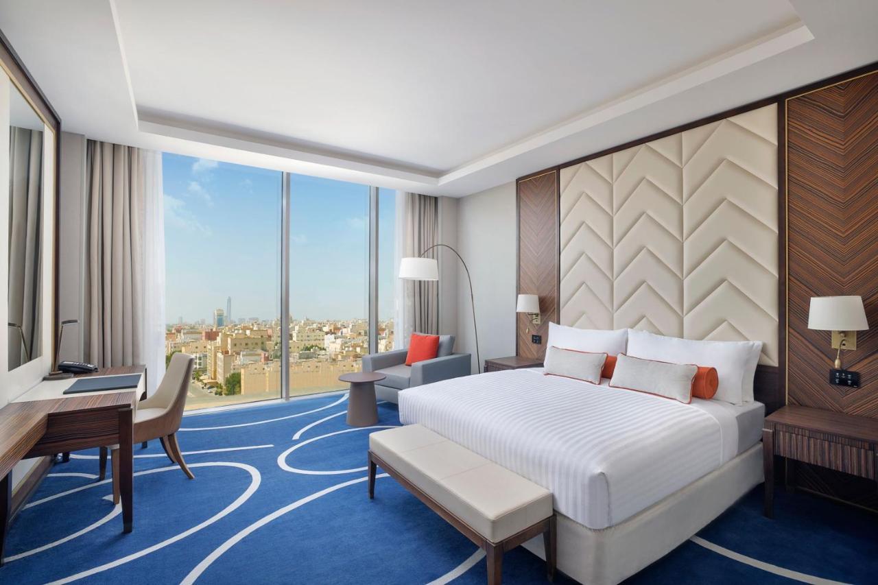 Jeddah Marriott Hotel Madinah Road Экстерьер фото Deluxe King